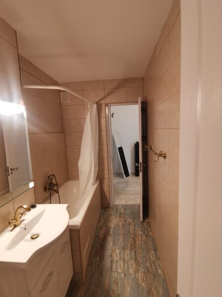 Titan, 3 minute metrou si parc IOR, stradal pe Nicolae Grigorescu,